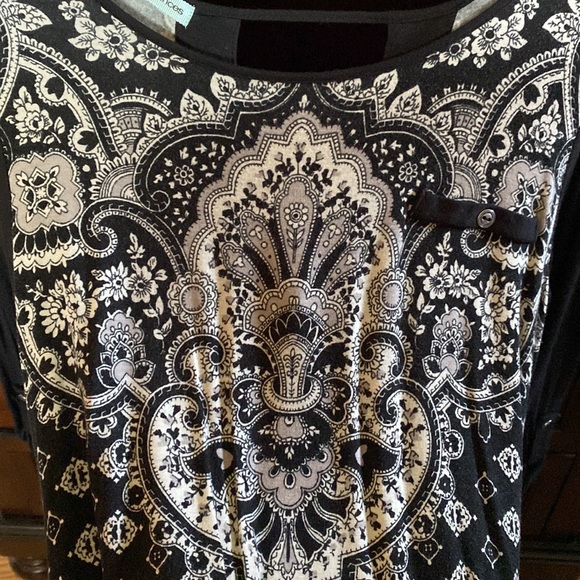 Maurice’s top - Picture 4 of 5